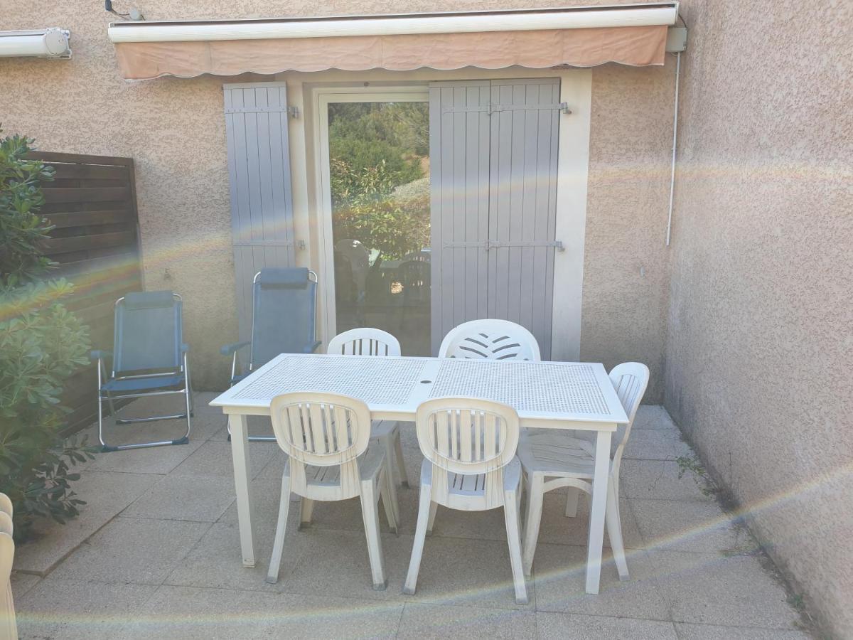 Maison résidence Mas des Vignes Calvisson Esterno foto